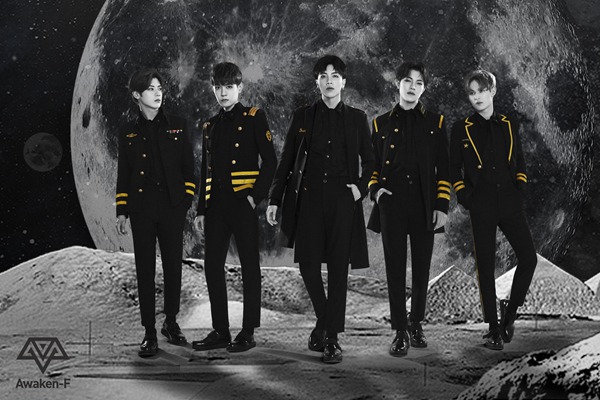 Awaken-Fȫ�µ������������ɡ���Ϯ �����ŶӴ��찵�ض�������