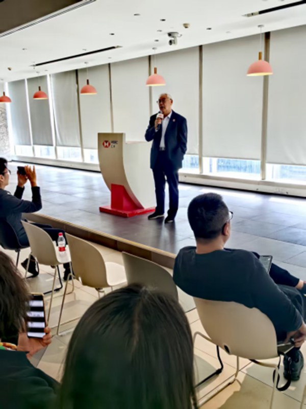 ôƼ  Ӱδ Ľ챱ڡϺAIƬӰɳĻ(ͼ1)